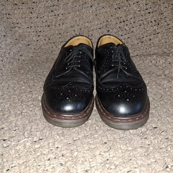 VINTAGE DR MARTENS-3989/59-Black Leather Brogues-Made in England-Sz 9 UK-EX main image 9
